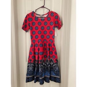Lularoe- Amelia